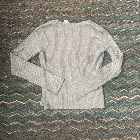 SOLD Aerie Sparkle Cardigan Tee - Picture 11 of 11